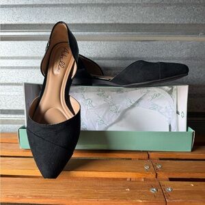 Abella True Comfort Flats